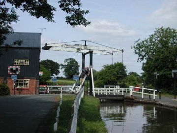 Wrenbury Lift Bridge