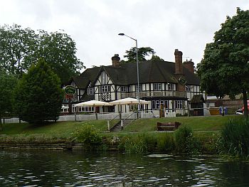 Pub at Runnymede